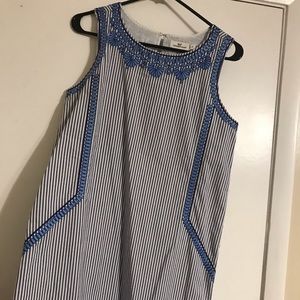 Vineyard vines dress